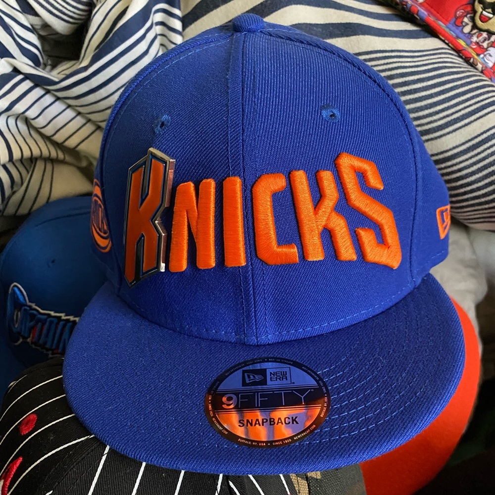 Men SnapBack Knicks Brand new